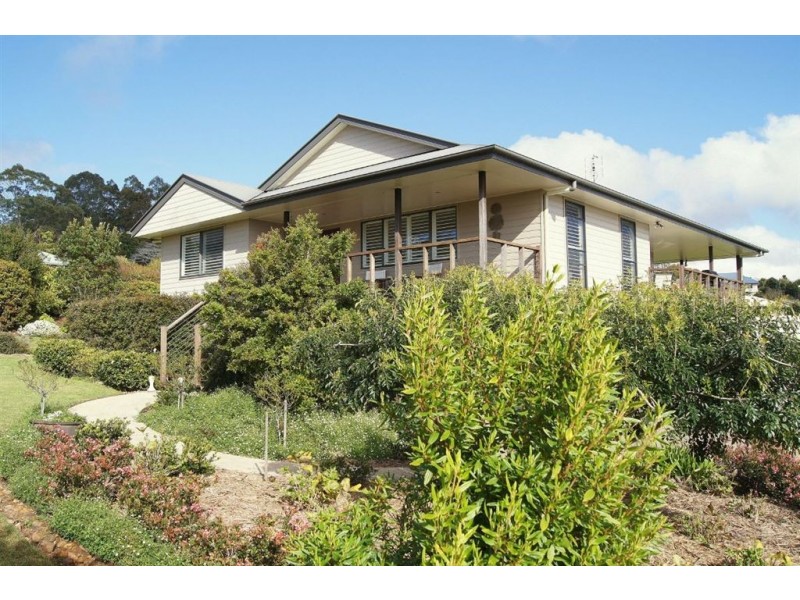 62 Avocado Lane, Maleny QLD 4552