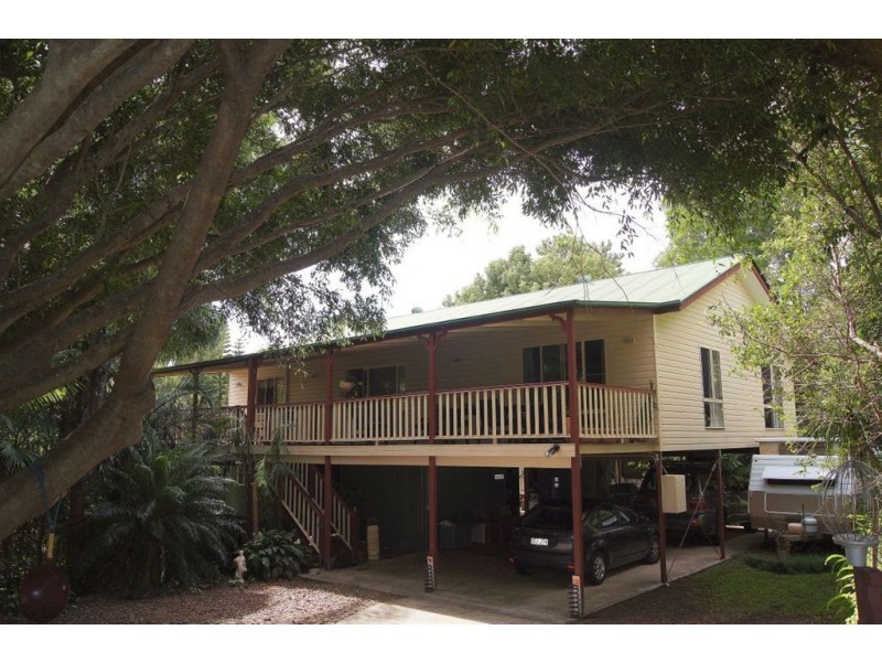 4 Hoffman Close, Montville QLD 4560