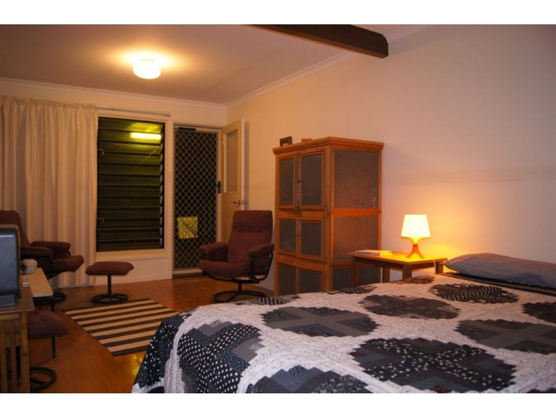 4 Hoffman Close, Montville QLD 4560