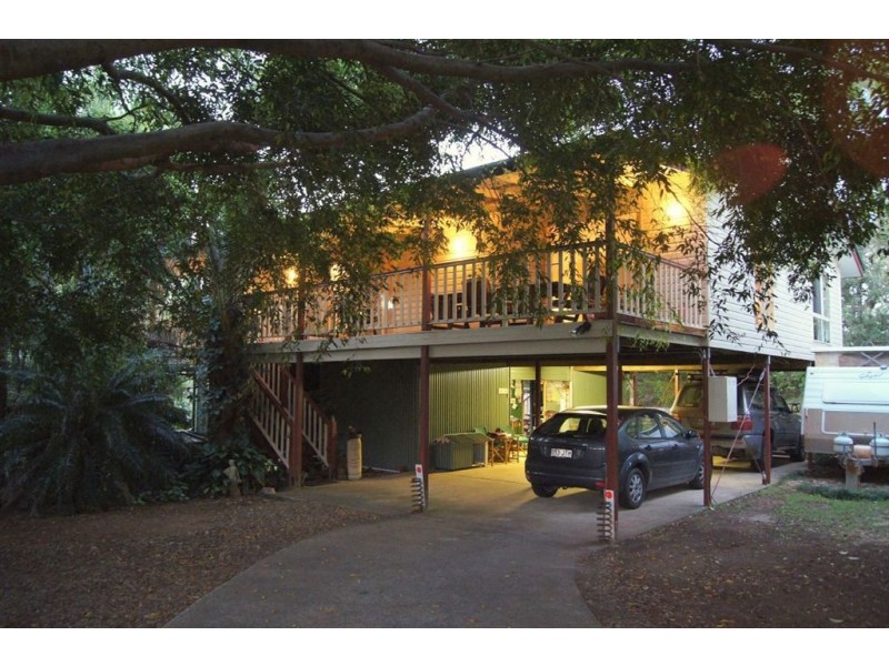 4 Hoffman Close, Montville QLD 4560