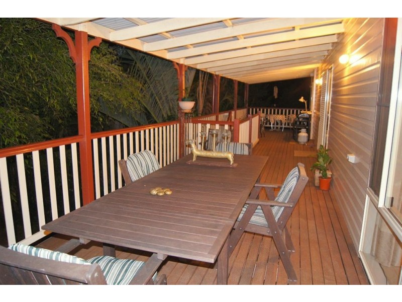 4 Hoffman Close, Montville QLD 4560