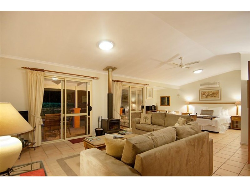 23 Sinclairs Lane, Maleny QLD 4552