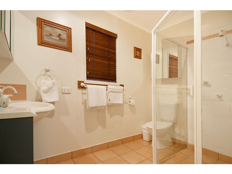 23 Sinclairs Lane, Maleny QLD 4552