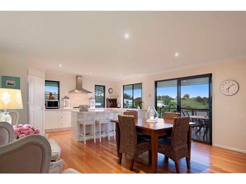 62 Avocado Lane, Maleny QLD 4552