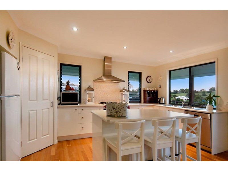 62 Avocado Lane, Maleny QLD 4552