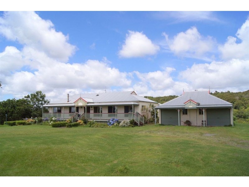 44 Ruddle Drive, Maleny QLD 4552