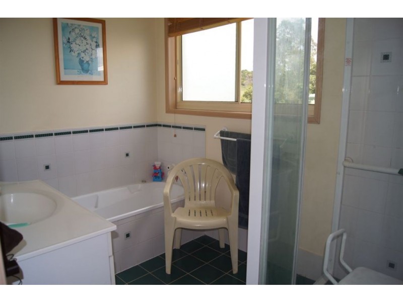 44 Ruddle Drive, Maleny QLD 4552