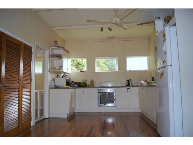 77 Flaxton Drive, Mapleton QLD 4560