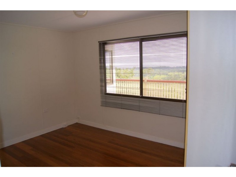 18 Maple Avenue, Mapleton QLD 4560