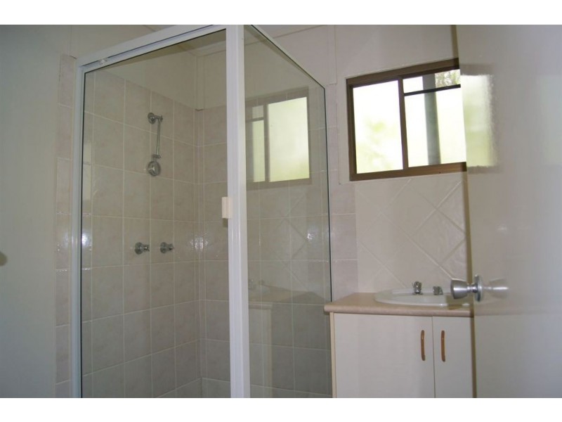 18 Maple Avenue, Mapleton QLD 4560