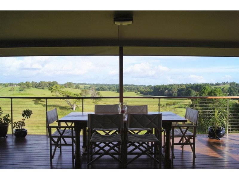 16 Cloudwalk Drive, Maleny QLD 4552