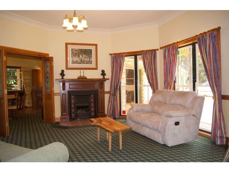 16 Glen Eden Court, Flaxton QLD 4560