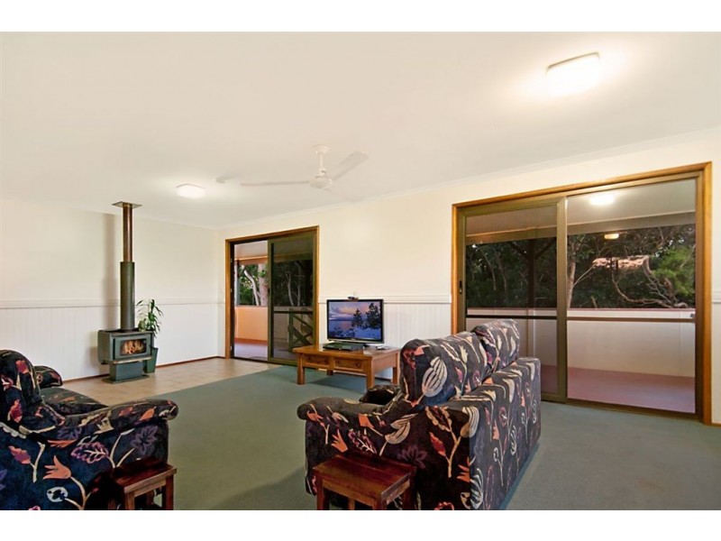 43 Post Office Road, Mapleton QLD 4560