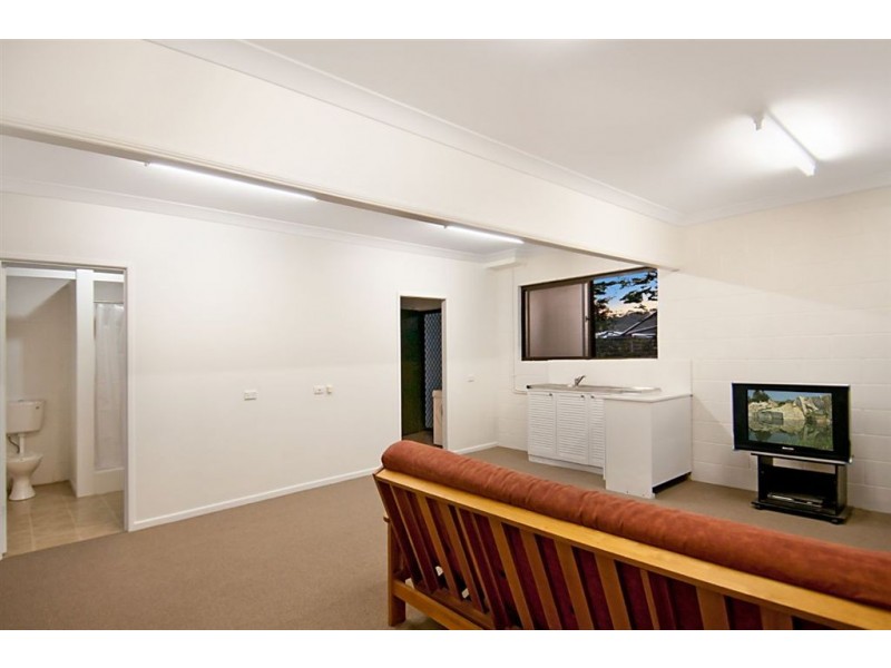 43 Post Office Road, Mapleton QLD 4560