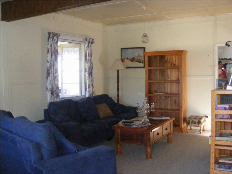 111 Nambour-Mapleton Road, Nambour QLD 4560