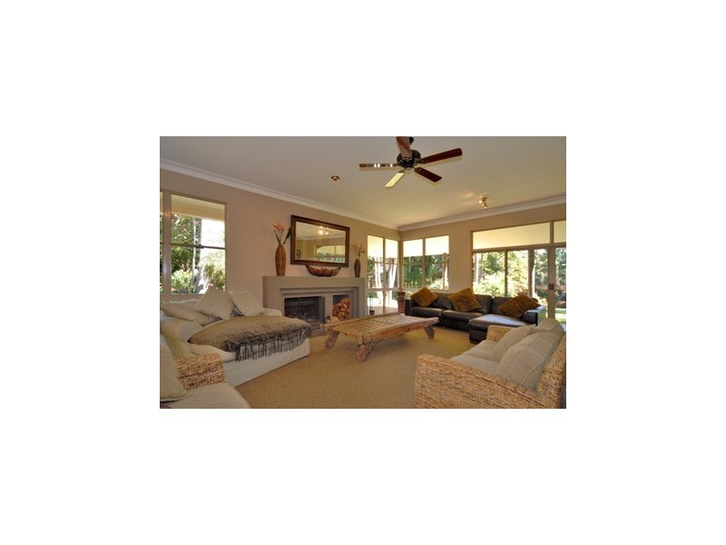 1 Glen Eden Ct, Flaxton QLD 4560