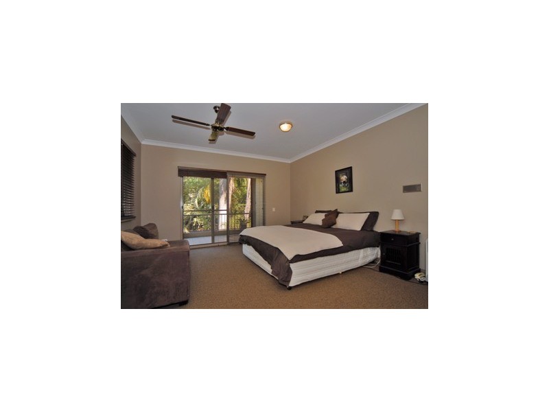 1 Glen Eden Ct, Flaxton QLD 4560