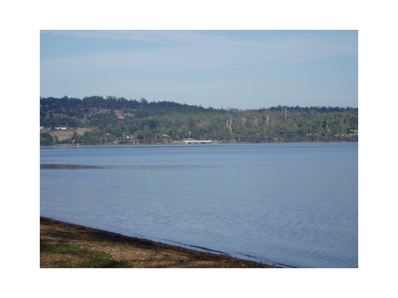 202 Paper Beach Road, Swan Point TAS 7275