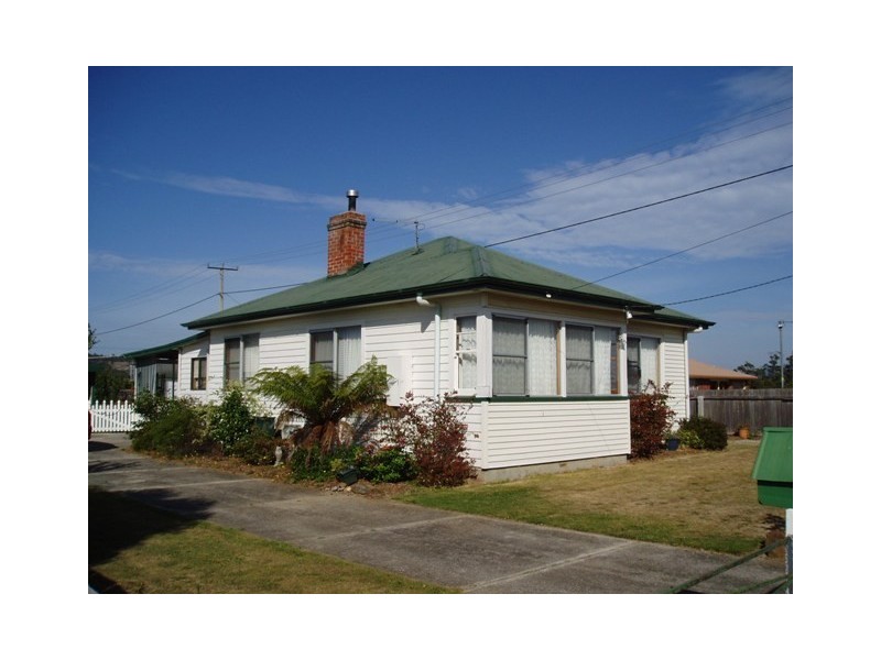 29 Beatty St, Beauty Point TAS 7270