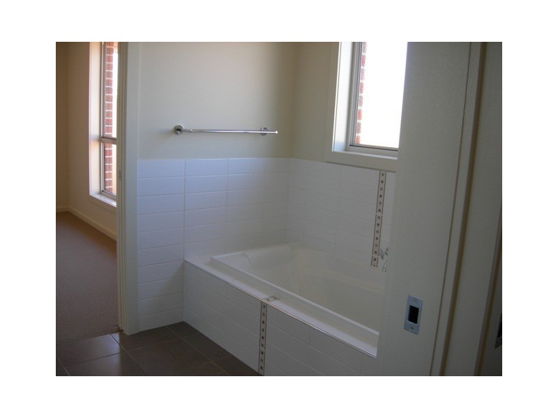 2/13 Lauren Court, Exeter TAS 7275