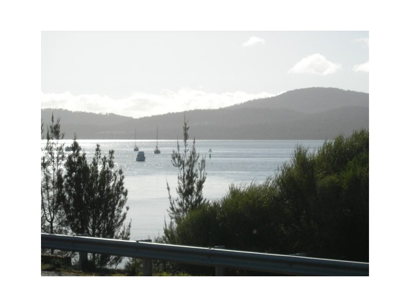 125 Gravelly Beach Rd, Blackwall TAS 7275