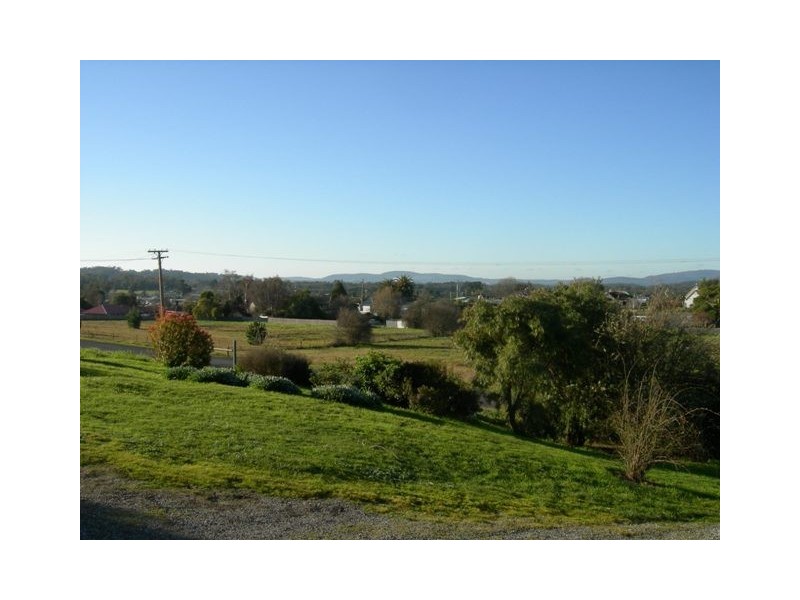 51 – 53 Payne Street, Beaconsfield TAS 7270