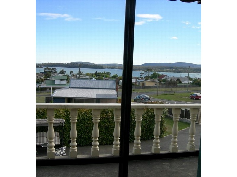 2 Ernest Street, Beauty Point TAS 7270