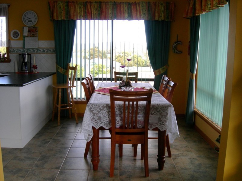 2 Ernest Street, Beauty Point TAS 7270