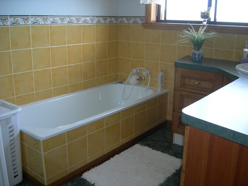 2 Ernest Street, Beauty Point TAS 7270