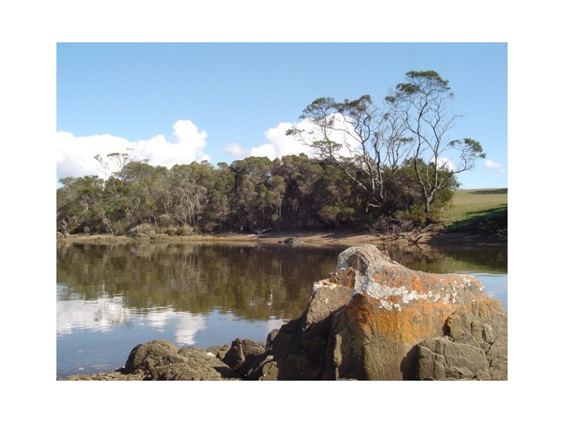 154 Sunset Boulevard, Clarence Point TAS 7270