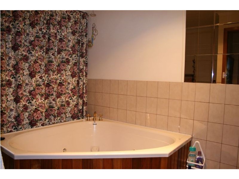 36 Main Road, Exeter TAS 7275