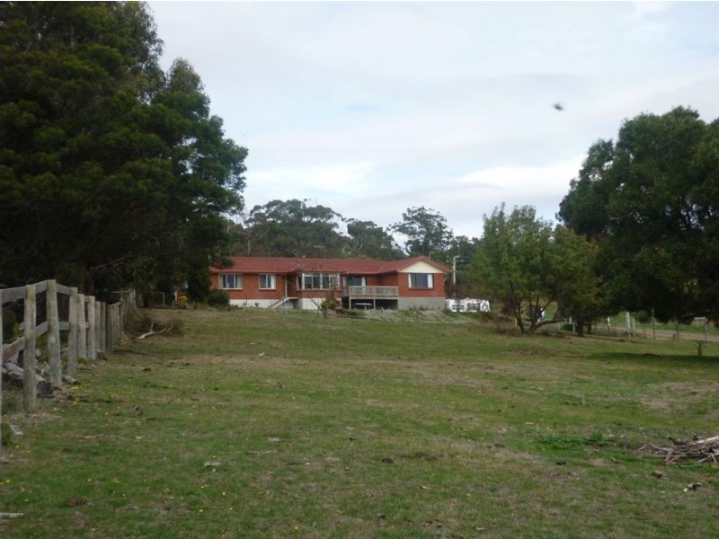 1 Mainwaring St, Beauty Point TAS 7270