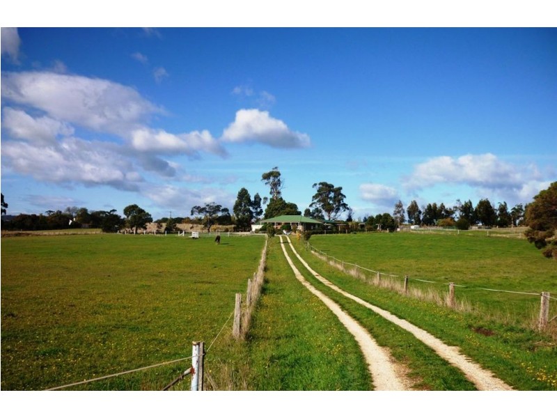 34 Clarks Road, Rowella TAS 7270