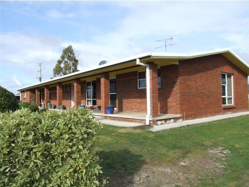 1 Whites Road, Beaconsfield TAS 7270