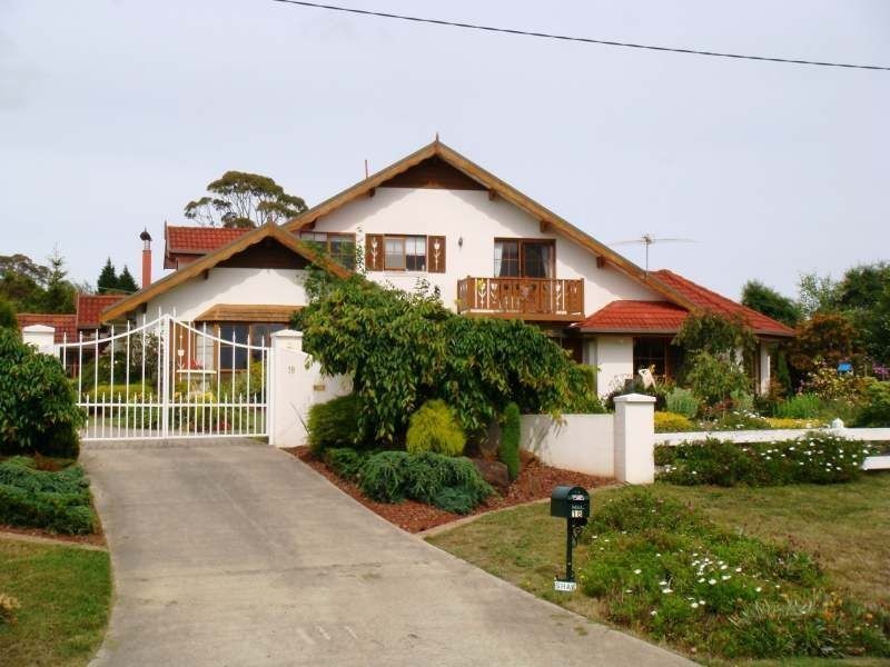 18 Waldhorn Drive, Grindelwald TAS 7277