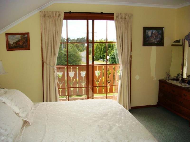 18 Waldhorn Drive, Grindelwald TAS 7277