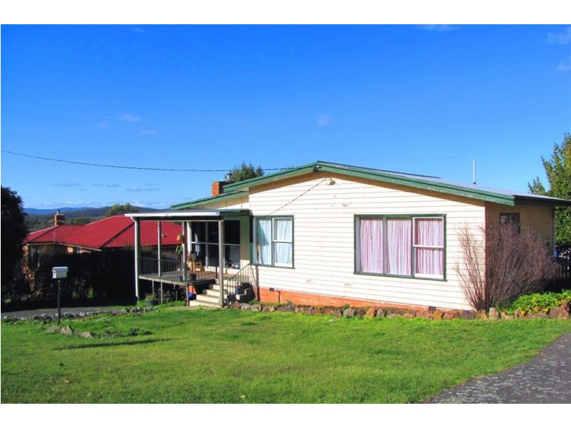 39 Kellys Lookout Road, Beaconsfield TAS 7270
