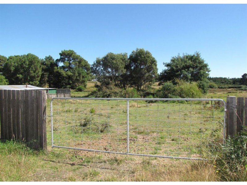 12 Crowther Street, Beaconsfield TAS 7270