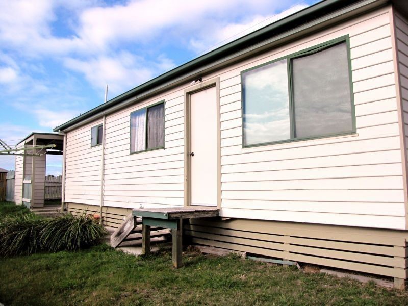 12 Crowther Street, Beaconsfield TAS 7270