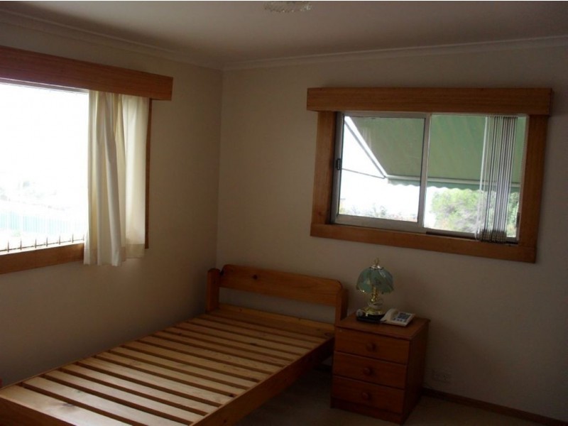 9 Clarke Street, Beauty Point TAS 7270