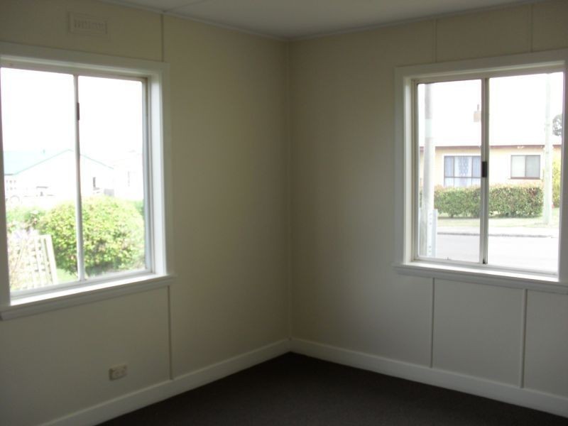 6 Cook Crescent, Mayfield TAS 7248