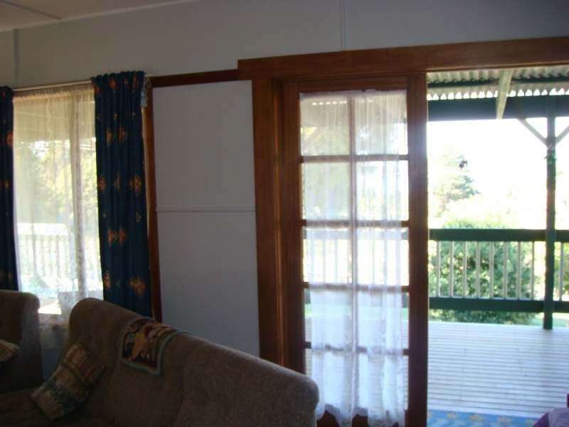 3 Robert Street South, Beauty Point TAS 7270
