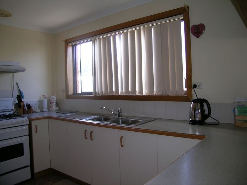 5 Kitchener Avenue, Beauty Point TAS 7270