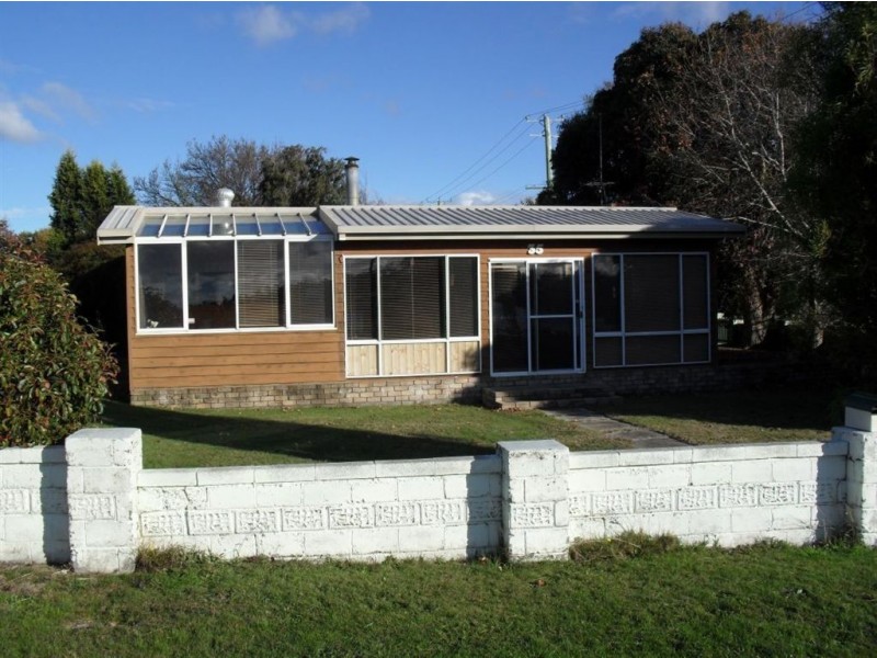 35 Esplanade, Beauty Point TAS 7270