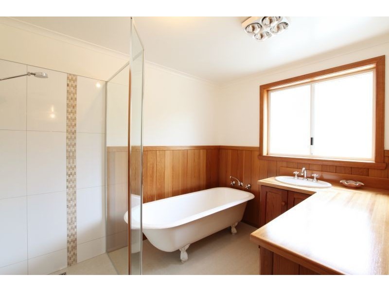 60 Charles Street, Beauty Point TAS 7270