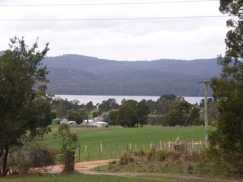 75 Gatenbys Road, Gravelly Beach TAS 7276