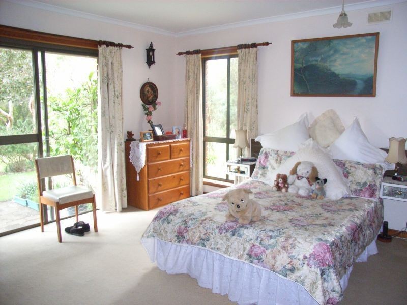 75 Gatenbys Road, Gravelly Beach TAS 7276