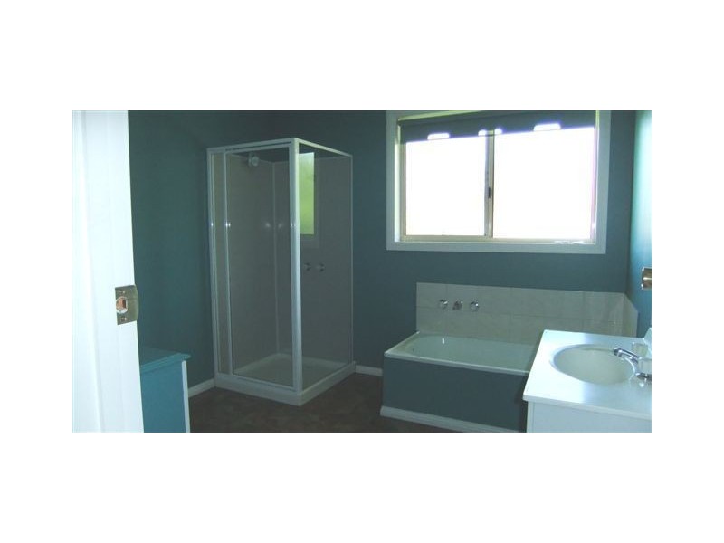 1 Bernard Street, Beaconsfield TAS 7270