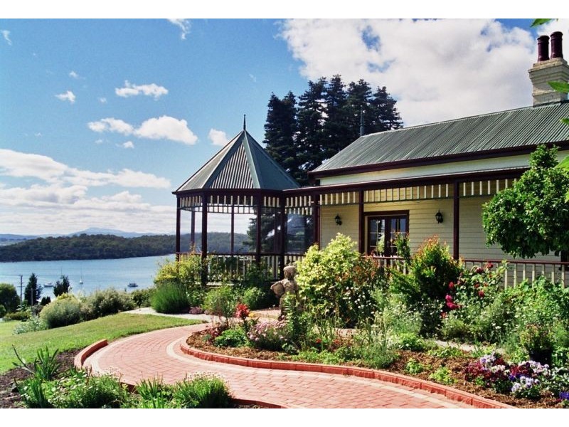 77 Flinders, Beauty Point TAS 7270