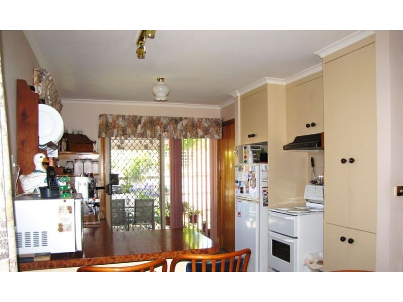 2/15 Beatty Street, Beauty Point TAS 7270